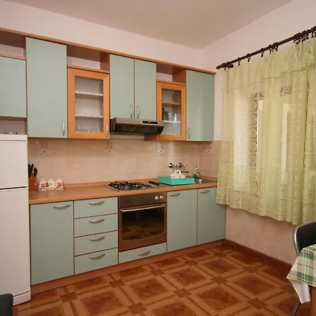 Gæstehus And With Parking Space Starigrad, Paklenica - 6606 Starigrad Paklenica