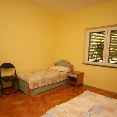 Guest house Apartments And Rooms With Parking Space Starigrad, Paklenica - 6606 Starigrad Paklenica