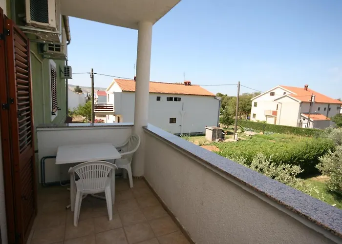 Pensionat Apartments And Rooms With Parking Space Starigrad, Paklenica - 6606
